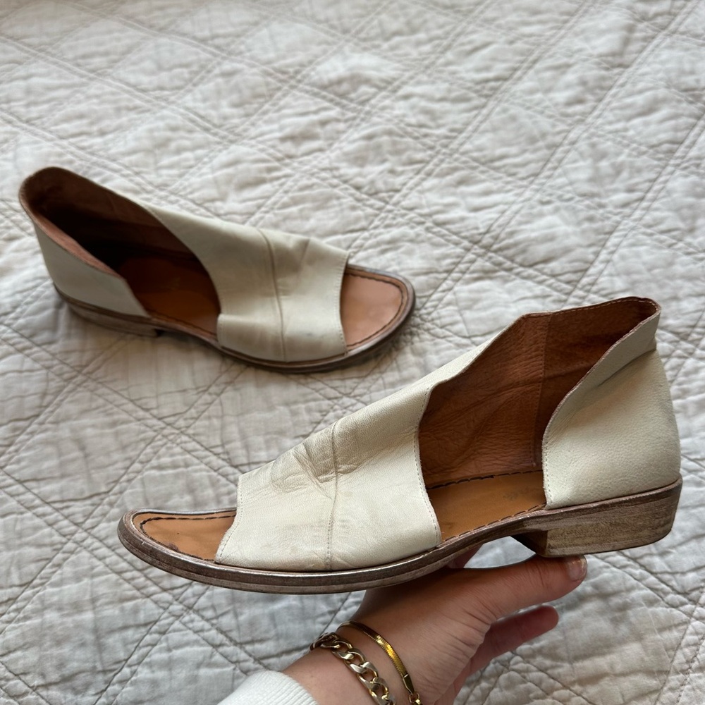 Free People Cream Open-Toe Leather Sandals